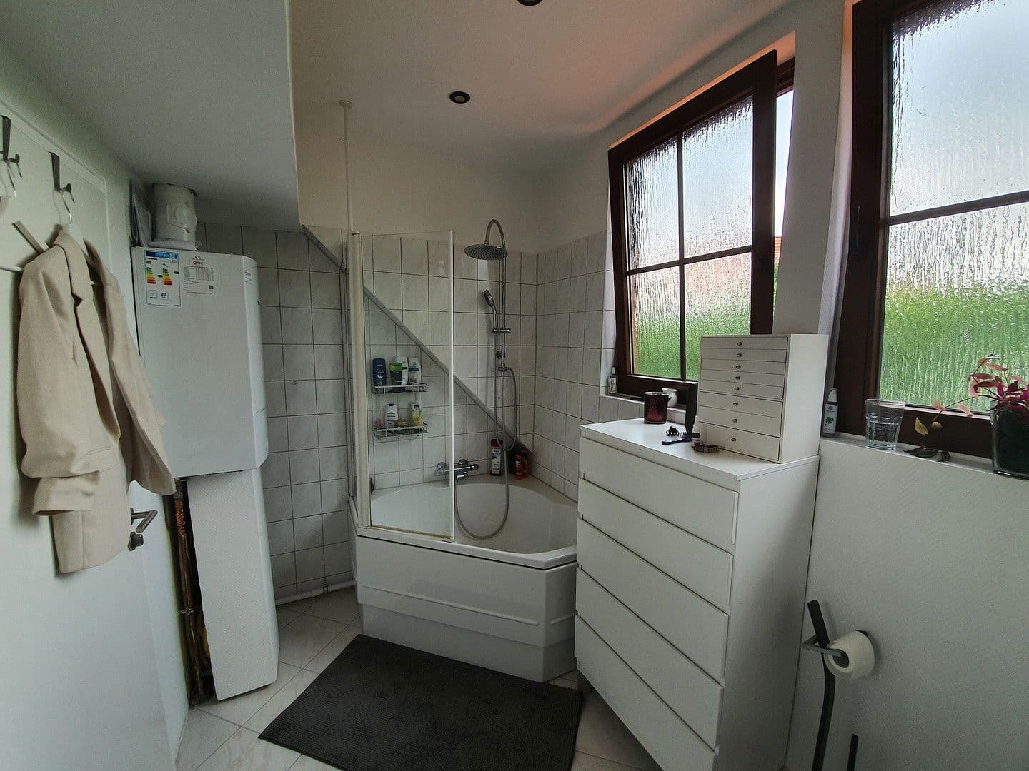 Prodej domu 110 m², pozemek 493 m², Anemonenweg 9a, Laatzen, Dolní Sasko Prodej domu 110 m², pozemek 493 m², Anemonenweg 9a, Laatzen, Dolní Sasko