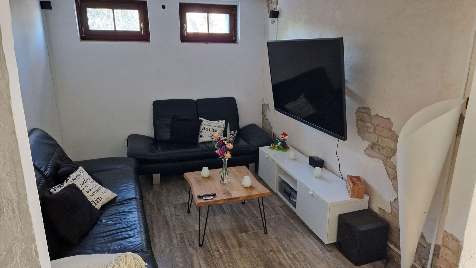 Prodej domu 110 m², pozemek 493 m², Anemonenweg 9a, Laatzen, Dolní Sasko Prodej domu 110 m², pozemek 493 m², Anemonenweg 9a, Laatzen, Dolní Sasko