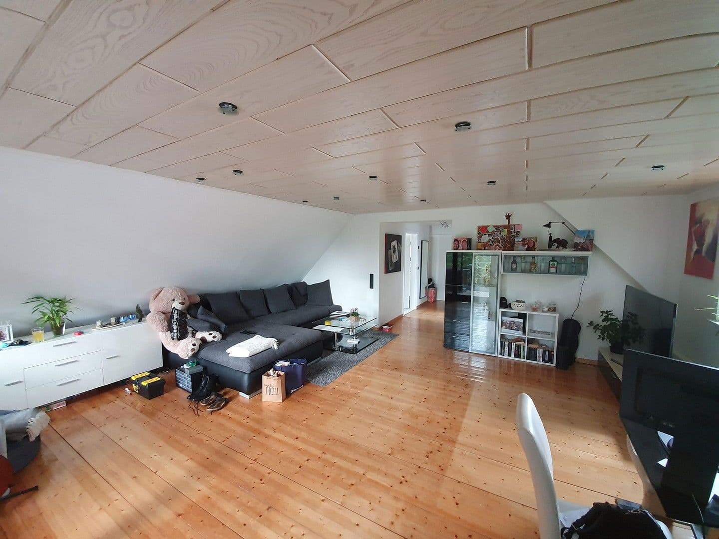 Prodej domu 110 m², pozemek 493 m², Anemonenweg 9a, Laatzen, Dolní Sasko Prodej domu 110 m², pozemek 493 m², Anemonenweg 9a, Laatzen, Dolní Sasko