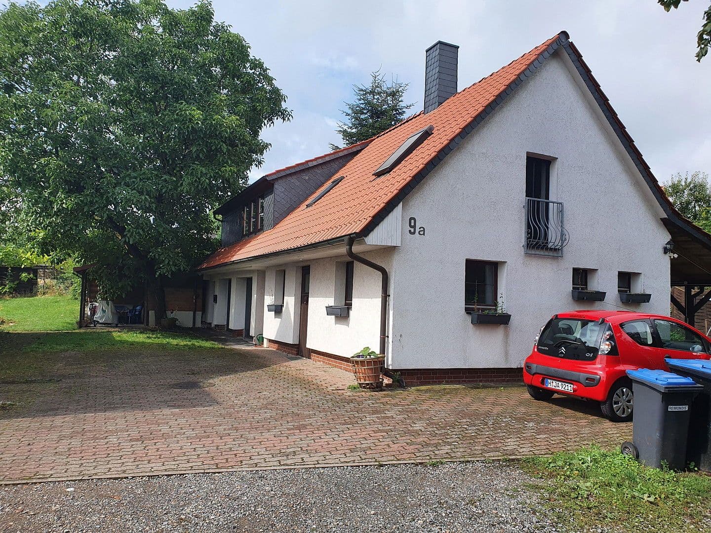 Prodej domu 110 m², pozemek 493 m², Anemonenweg 9a, Laatzen, Dolní Sasko Prodej domu 110 m², pozemek 493 m², Anemonenweg 9a, Laatzen, Dolní Sasko