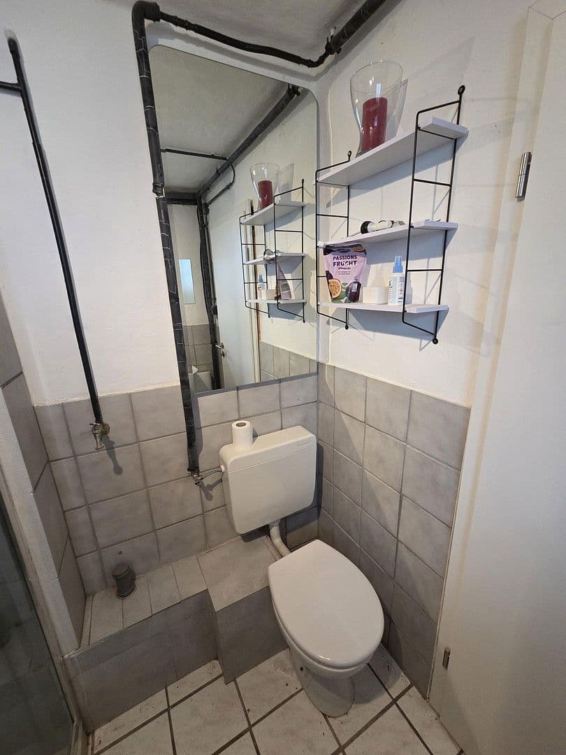 Prodej domu 110 m², pozemek 493 m², Anemonenweg 9a, Laatzen, Dolní Sasko Prodej domu 110 m², pozemek 493 m², Anemonenweg 9a, Laatzen, Dolní Sasko