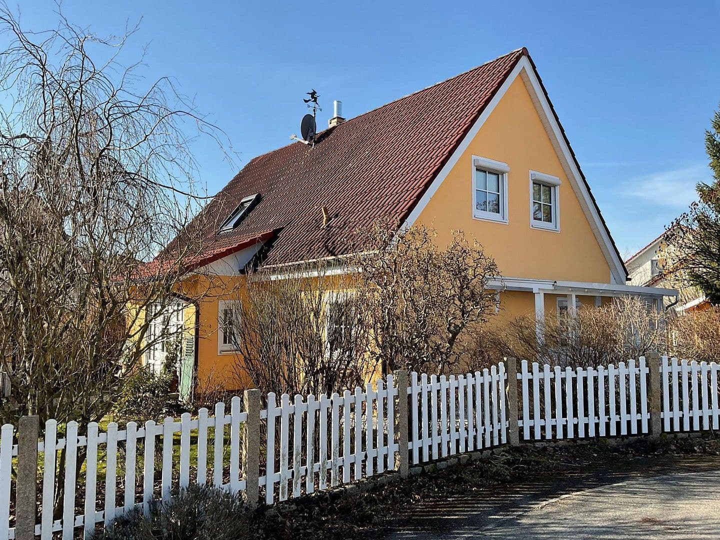 Prodej domu 155 m², pozemek 730 m², Althegnenberg, Bavorsko Prodej domu 155 m², pozemek 730 m², Althegnenberg, Bavorsko