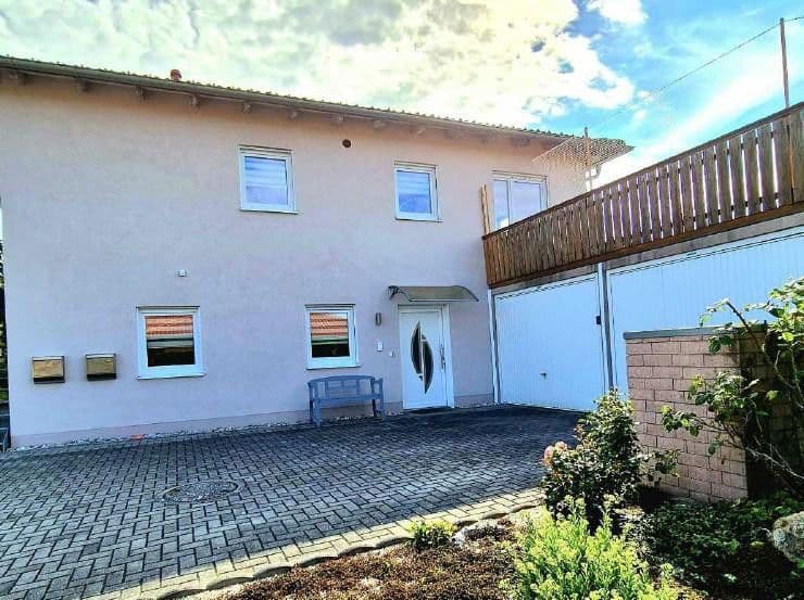 Pronájem bytu 3+kk 90 m², Bad Griesbach i.Rottal, Bavorsko Pronájem bytu 3+kk 90 m², Bad Griesbach i.Rottal, Bavorsko