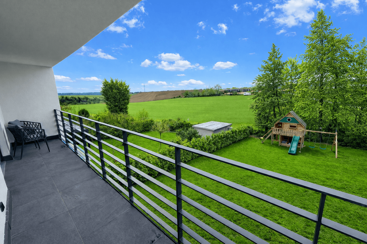 Prodej domu 306 m², pozemek 1.400 m², Ilsfeld, Bádensko-Württembersko Prodej domu 306 m², pozemek 1.400 m², Ilsfeld, Bádensko-Württembersko