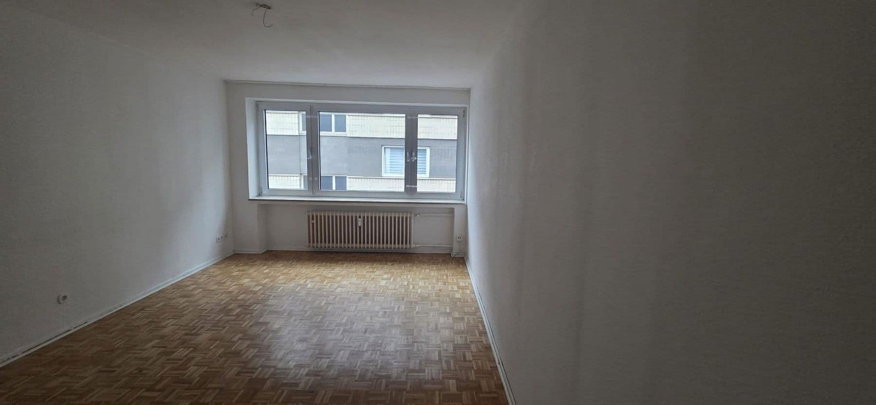 Pronájem bytu 3+1 80 m², Wuppertal, Severní Porýní-Vestfálsko Pronájem bytu 3+1 80 m², Wuppertal, Severní Porýní-Vestfálsko