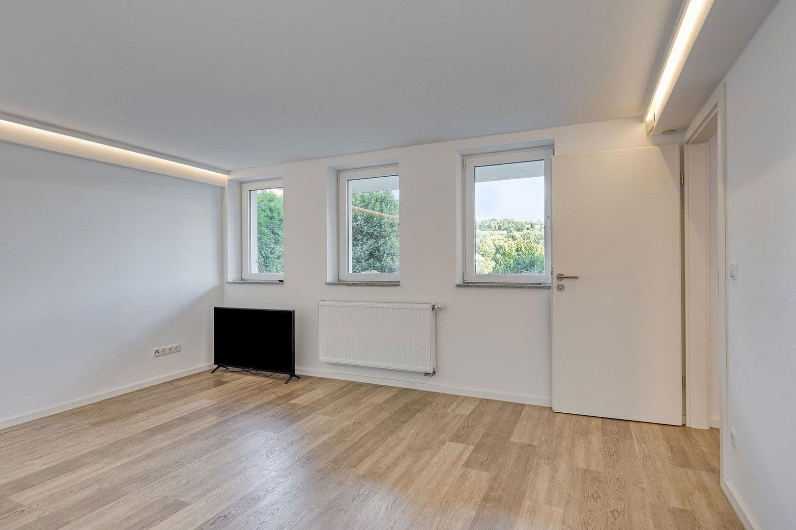 Prodej domu 206 m², pozemek 992 m², Wachtberg, Severní Porýní-Vestfálsko Prodej domu 206 m², pozemek 992 m², Wachtberg, Severní Porýní-Vestfálsko