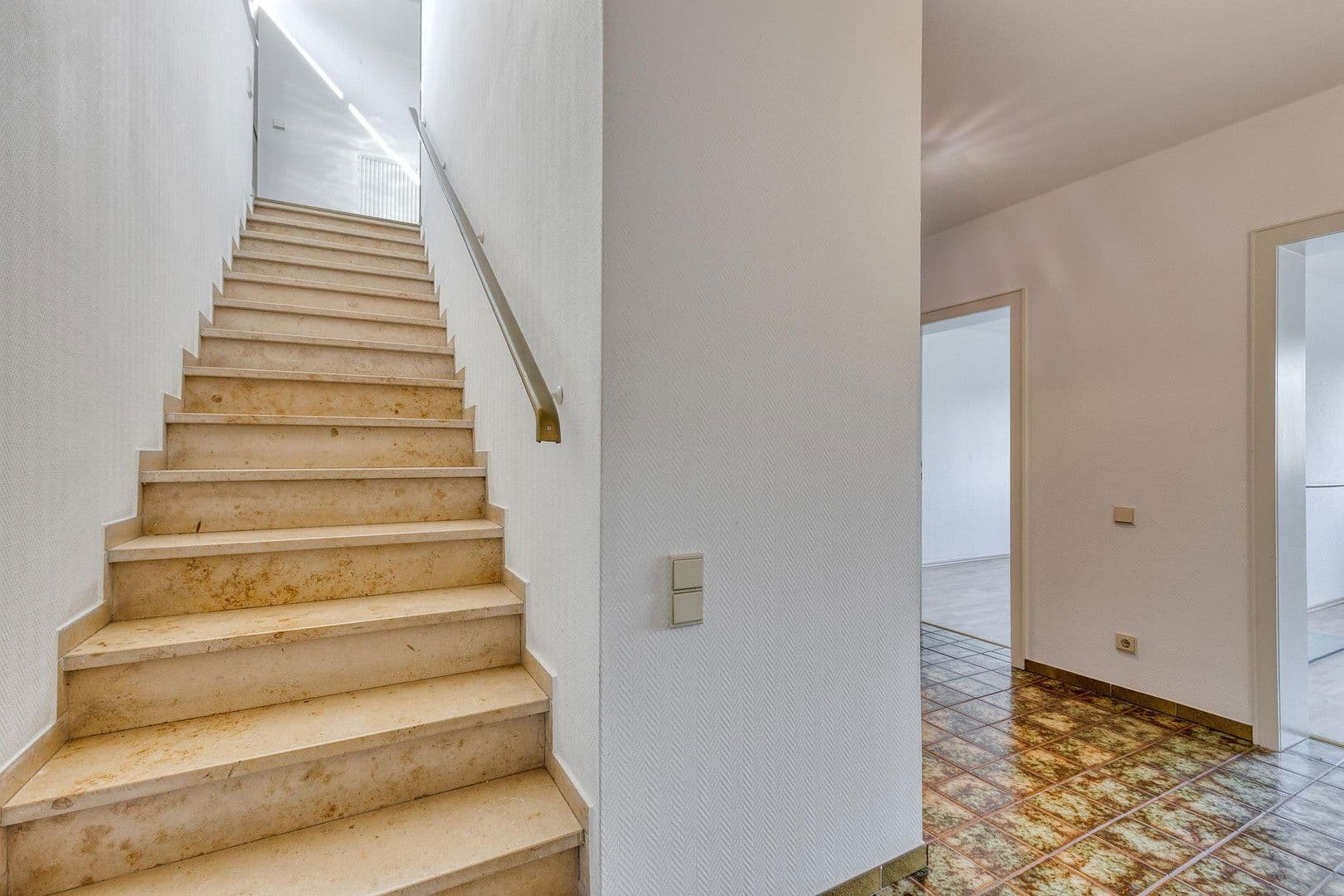 Prodej domu 206 m², pozemek 992 m², Wachtberg, Severní Porýní-Vestfálsko Prodej domu 206 m², pozemek 992 m², Wachtberg, Severní Porýní-Vestfálsko