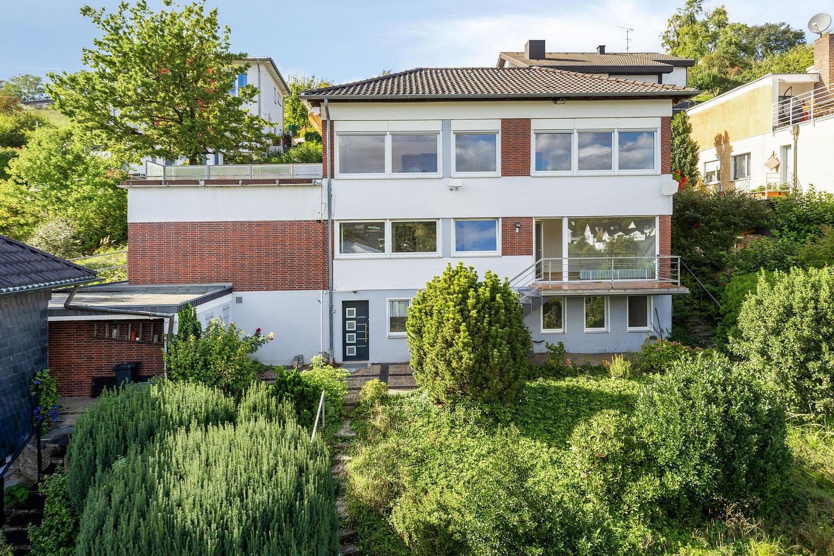 Prodej domu 206 m², pozemek 992 m², Wachtberg, Severní Porýní-Vestfálsko Prodej domu 206 m², pozemek 992 m², Wachtberg, Severní Porýní-Vestfálsko