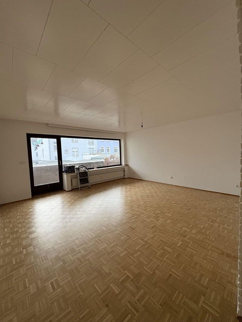Pronájem bytu 3+kk 94 m², Luisenstraße 24, Gladbeck, Severní Porýní-Vestfálsko Pronájem bytu 3+kk 94 m², Luisenstraße 24, Gladbeck, Severní Porýní-Vestfálsko