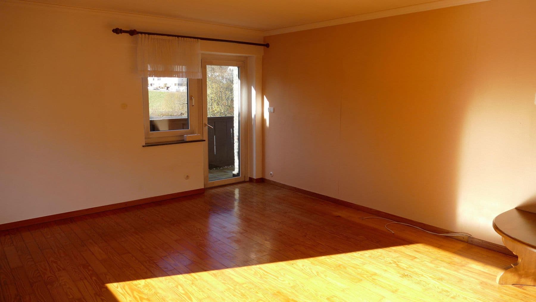 Prodej domu 139 m², pozemek 744 m², Enzenberg 4, Jünkerath, Porýní-Falc Prodej domu 139 m², pozemek 744 m², Enzenberg 4, Jünkerath, Porýní-Falc