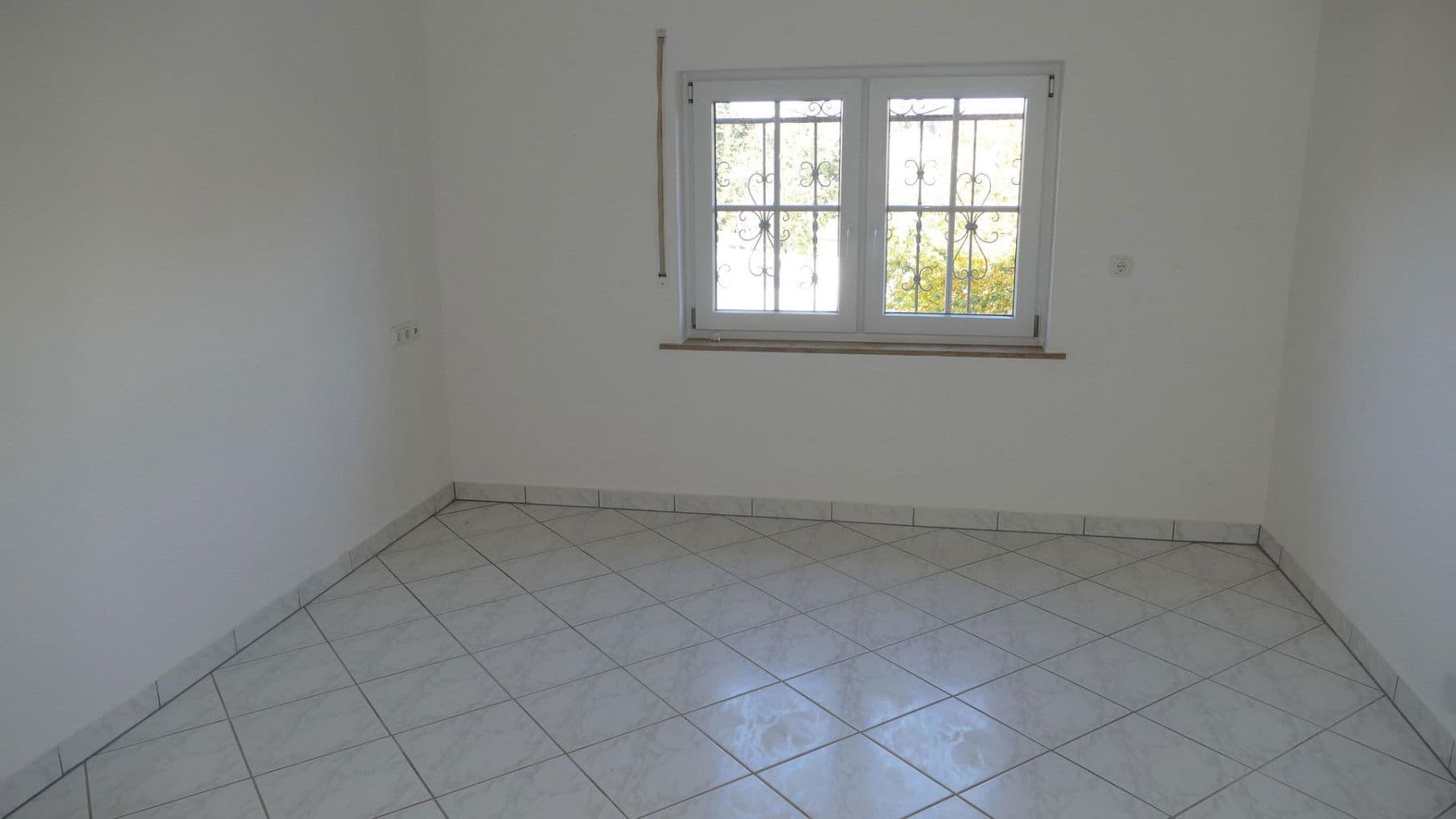 Prodej domu 139 m², pozemek 744 m², Enzenberg 4, Jünkerath, Porýní-Falc Prodej domu 139 m², pozemek 744 m², Enzenberg 4, Jünkerath, Porýní-Falc