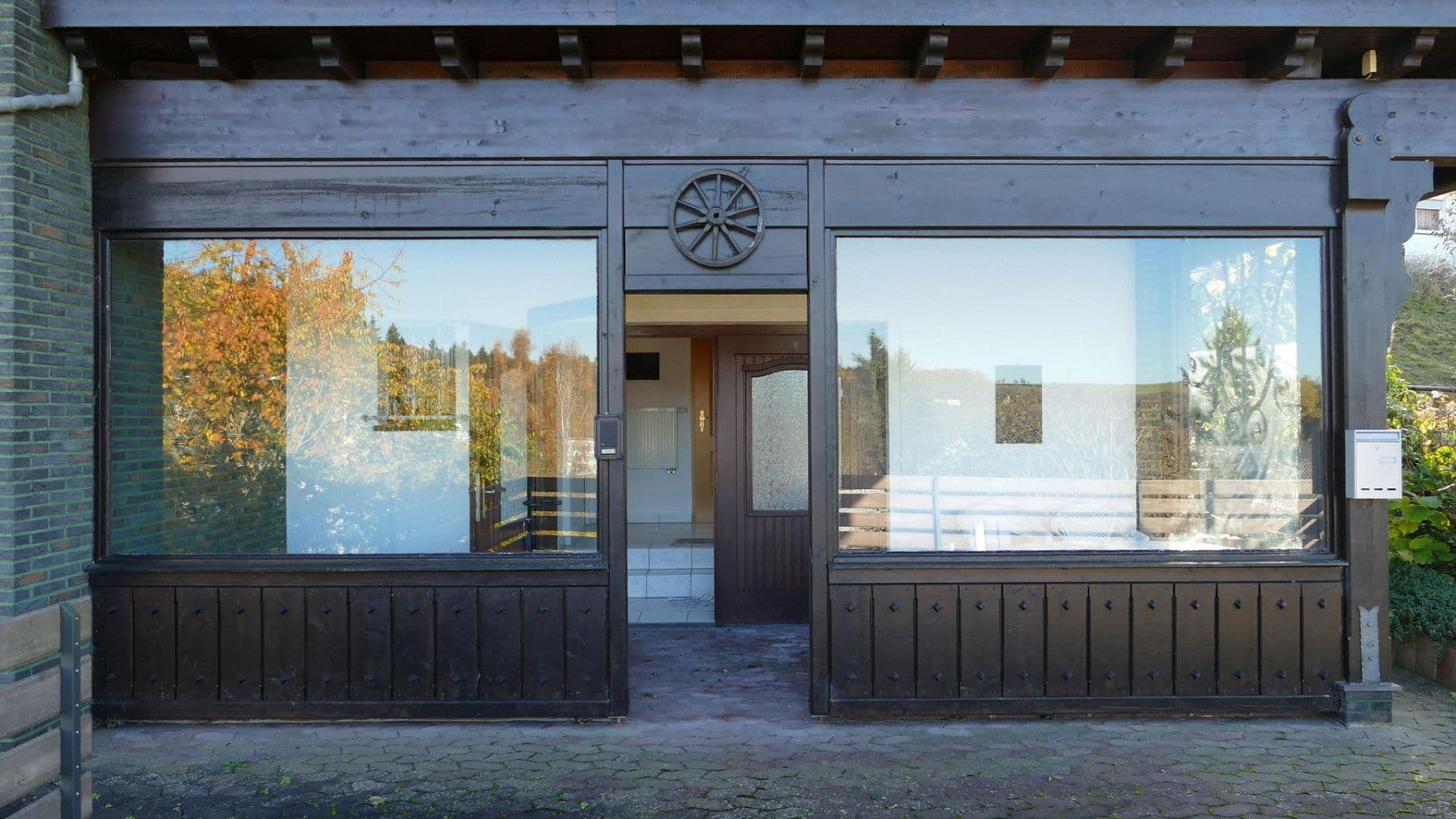 Prodej domu 139 m², pozemek 744 m², Enzenberg 4, Jünkerath, Porýní-Falc Prodej domu 139 m², pozemek 744 m², Enzenberg 4, Jünkerath, Porýní-Falc