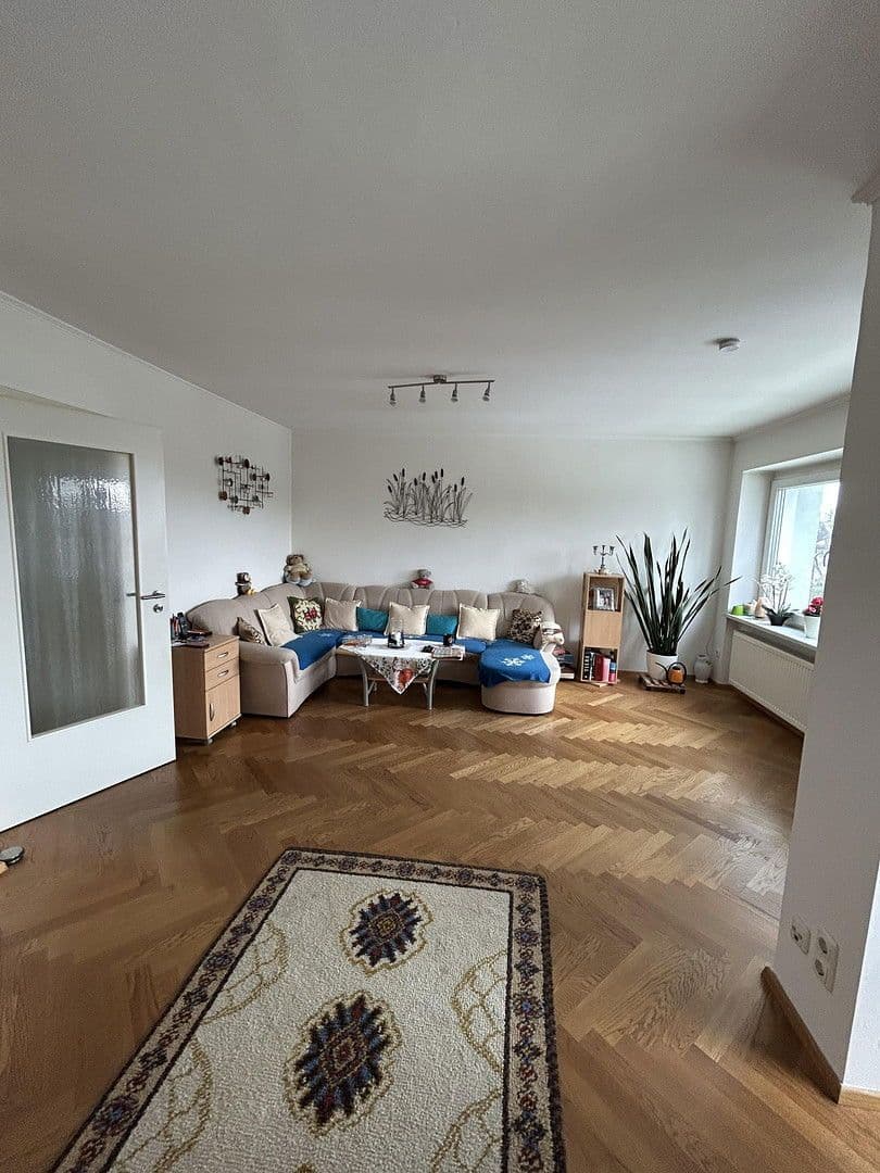 Pronájem domu 133 m², pozemek 225 m², Pfarrkirchen, Bavorsko Pronájem domu 133 m², pozemek 225 m², Pfarrkirchen, Bavorsko