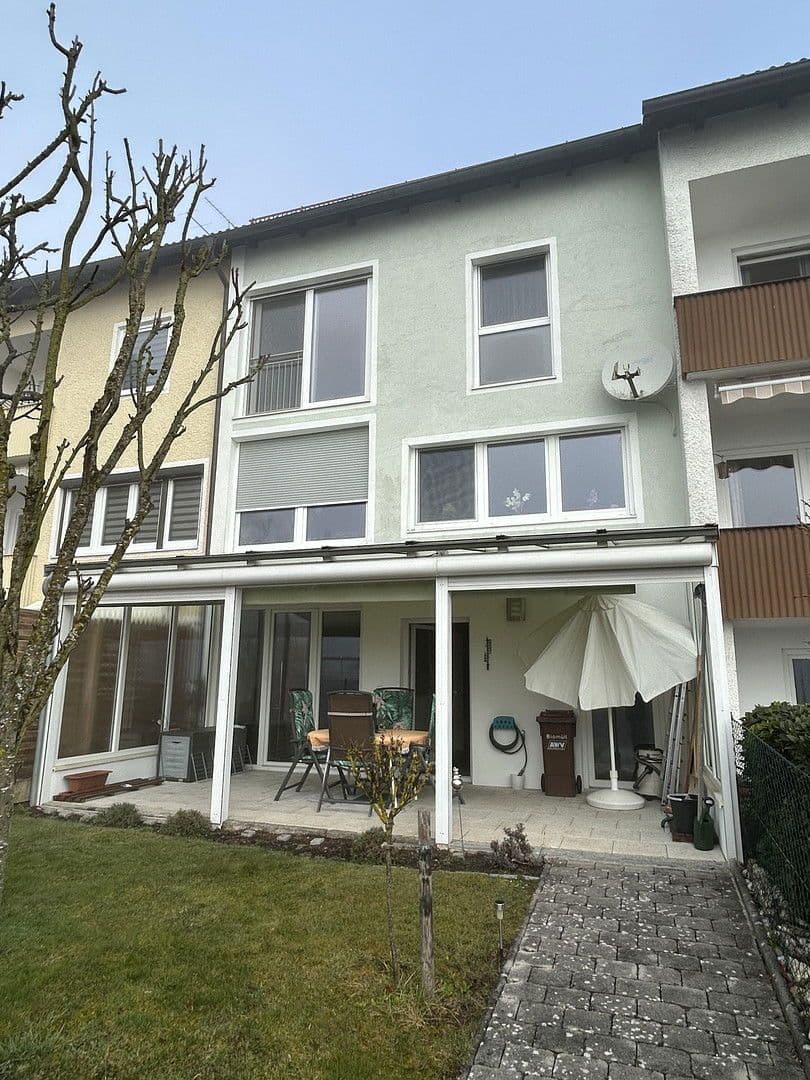 Pronájem domu 133 m², pozemek 225 m², Pfarrkirchen, Bavorsko Pronájem domu 133 m², pozemek 225 m², Pfarrkirchen, Bavorsko