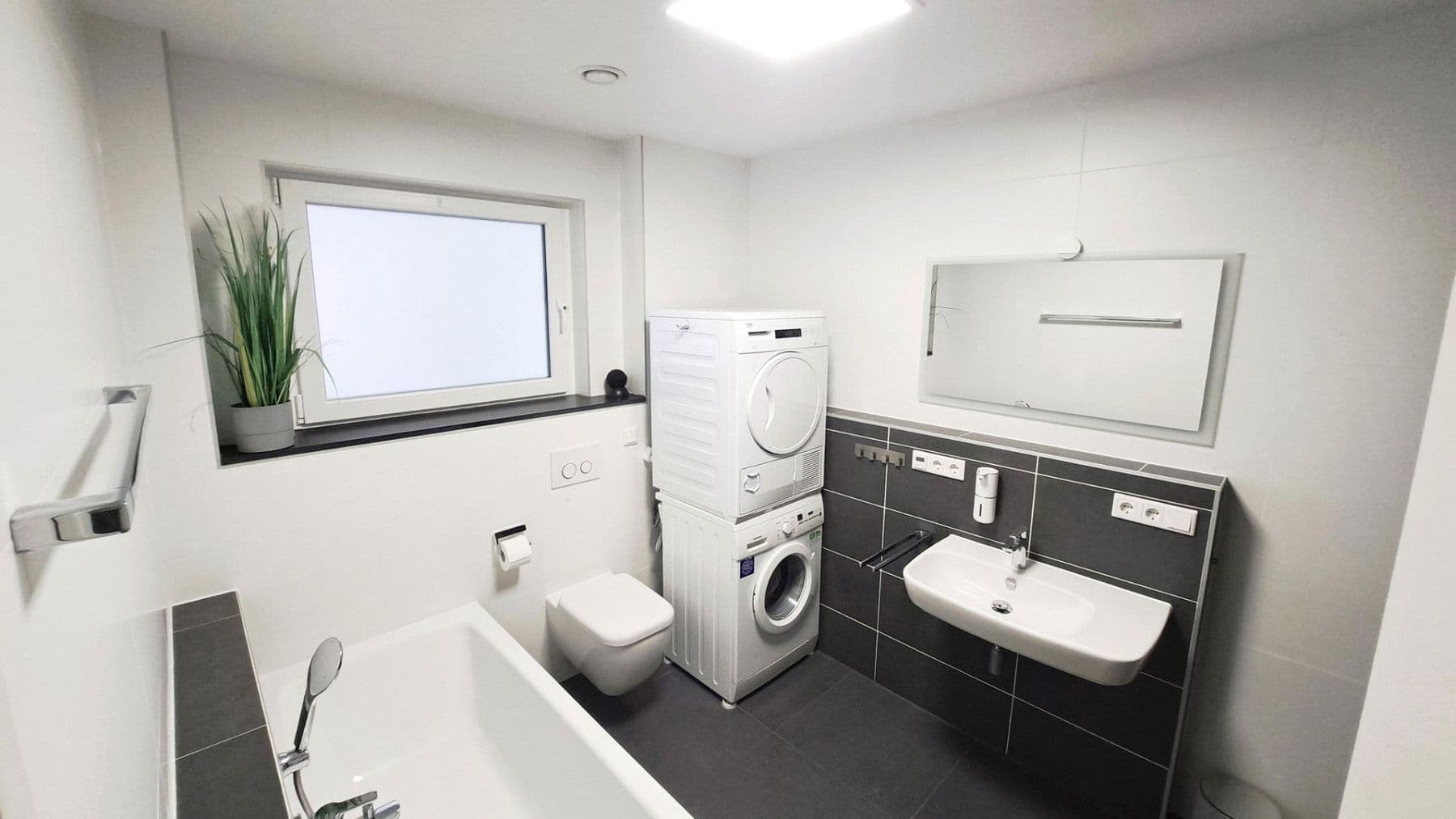 Prodej bytu 4+1 102 m², Feucht, Bavorsko Prodej bytu 4+1 102 m², Feucht, Bavorsko