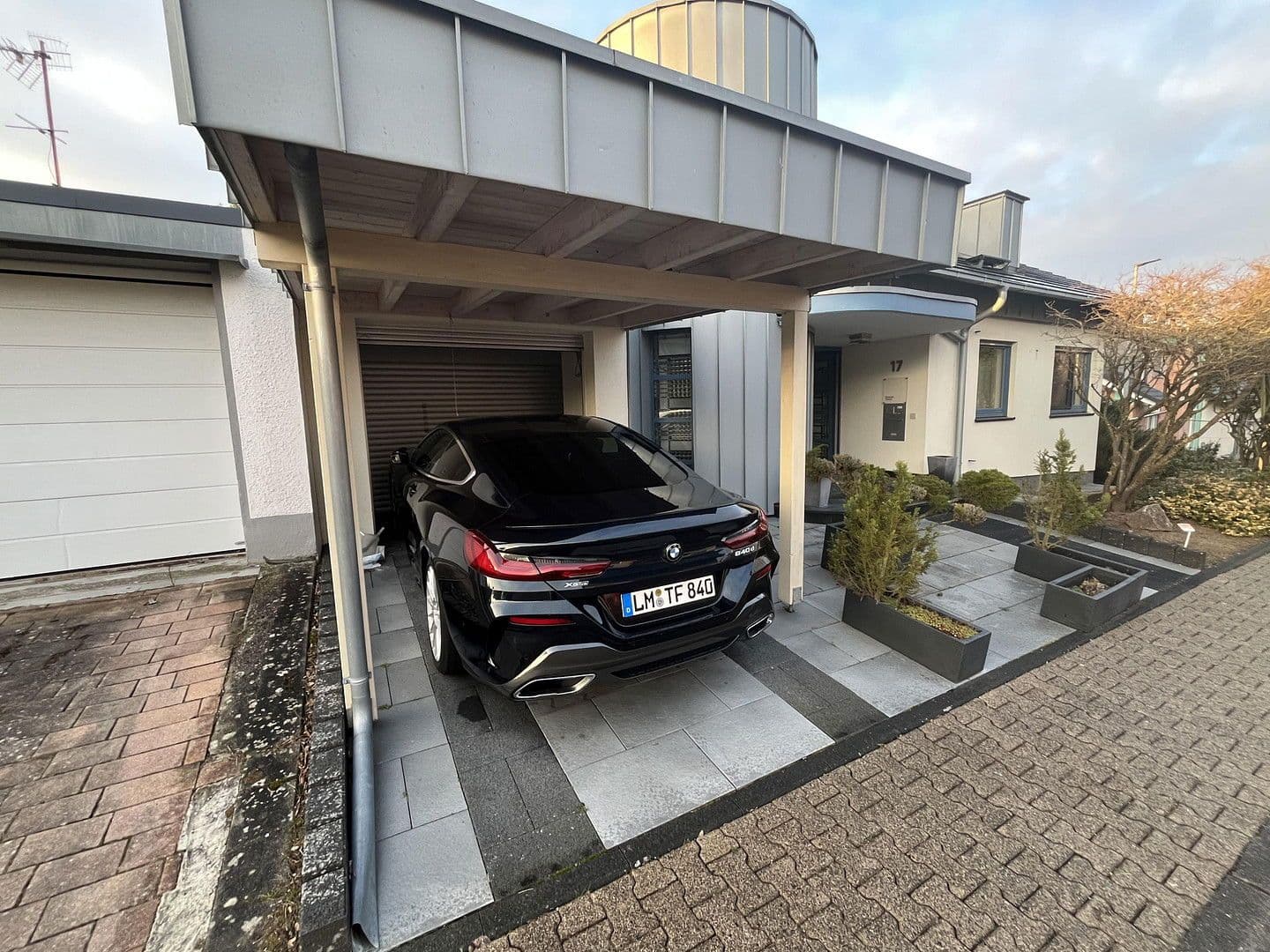 Prodej domu 350 m², pozemek 766 m², Kickelsberg 17, Bad Camberg, Hessen Prodej domu 350 m², pozemek 766 m², Kickelsberg 17, Bad Camberg, Hessen