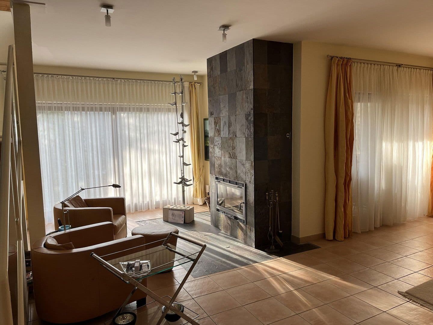 Prodej domu 350 m², pozemek 766 m², Kickelsberg 17, Bad Camberg, Hessen Prodej domu 350 m², pozemek 766 m², Kickelsberg 17, Bad Camberg, Hessen