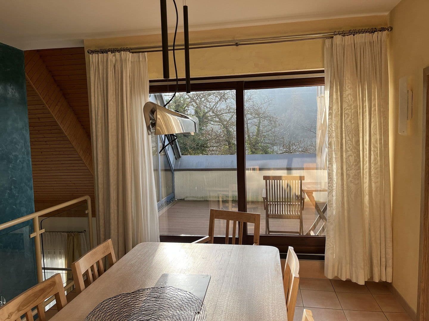 Prodej domu 350 m², pozemek 766 m², Kickelsberg 17, Bad Camberg, Hessen Prodej domu 350 m², pozemek 766 m², Kickelsberg 17, Bad Camberg, Hessen