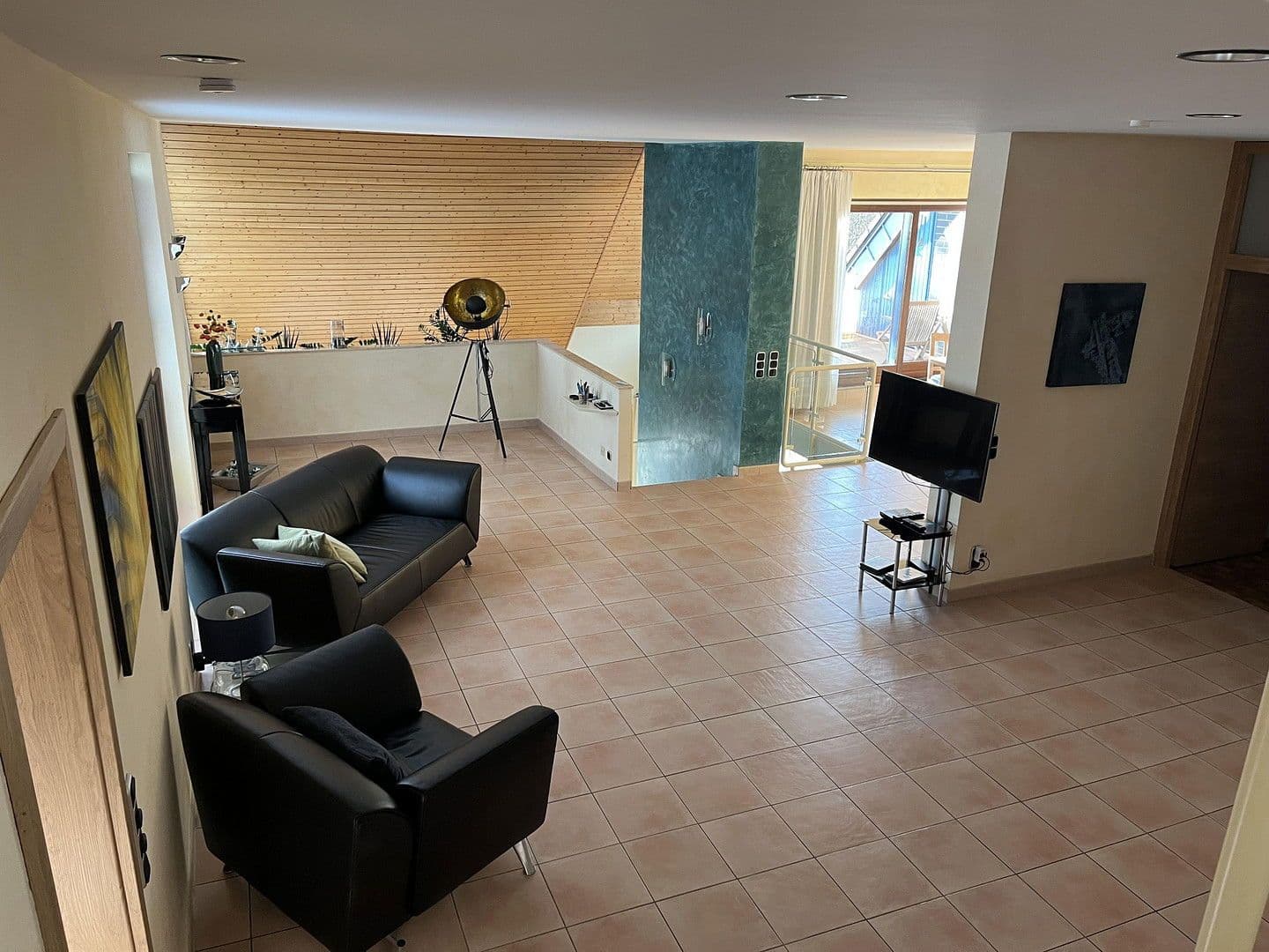 Prodej domu 350 m², pozemek 766 m², Kickelsberg 17, Bad Camberg, Hessen Prodej domu 350 m², pozemek 766 m², Kickelsberg 17, Bad Camberg, Hessen