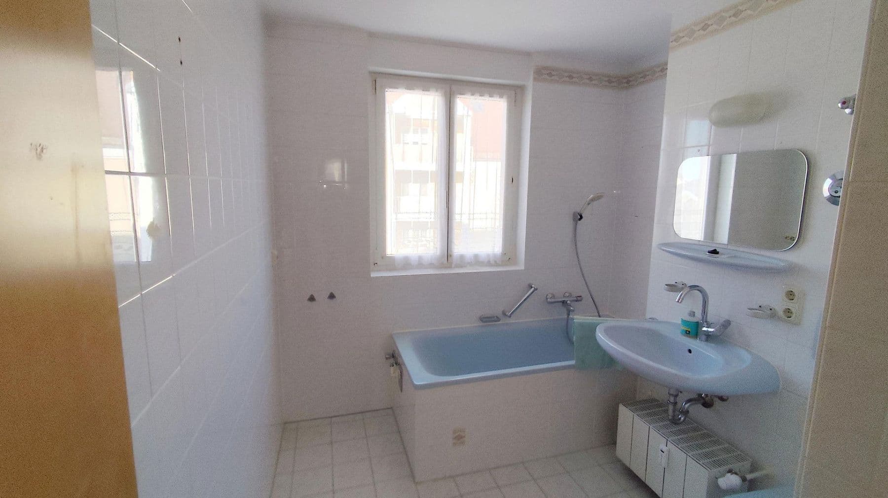 Prodej bytu 3+1 76 m², Zum Heiderand 30, Dresden - Weißig, Sasko Prodej bytu 3+1 76 m², Zum Heiderand 30, Dresden - Weißig, Sasko