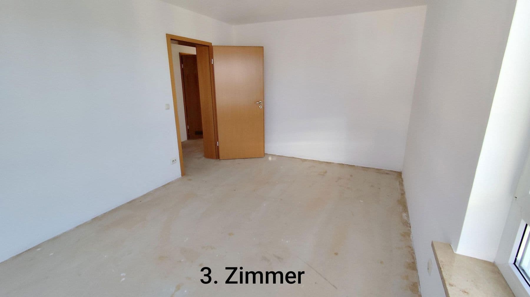 Prodej bytu 3+1 76 m², Zum Heiderand 30, Dresden - Weißig, Sasko Prodej bytu 3+1 76 m², Zum Heiderand 30, Dresden - Weißig, Sasko