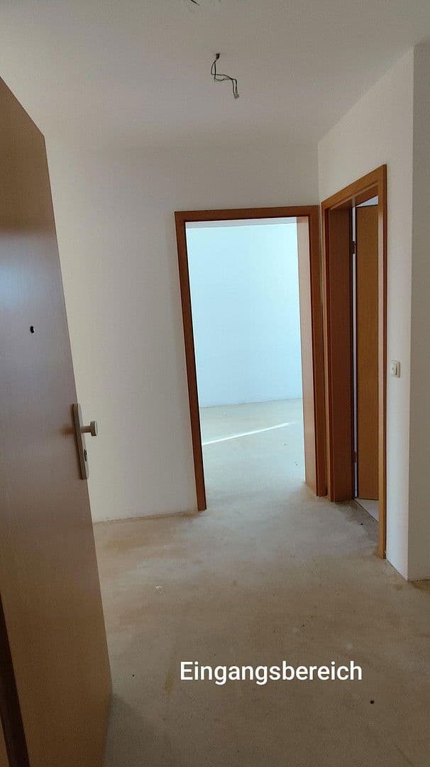 Prodej bytu 3+1 76 m², Zum Heiderand 30, Dresden - Weißig, Sasko Prodej bytu 3+1 76 m², Zum Heiderand 30, Dresden - Weißig, Sasko