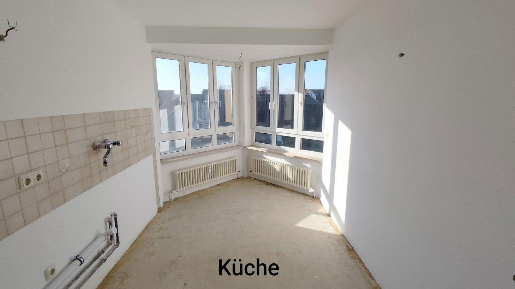 Prodej bytu 3+1 76 m², Zum Heiderand 30, Dresden - Weißig, Sasko Prodej bytu 3+1 76 m², Zum Heiderand 30, Dresden - Weißig, Sasko