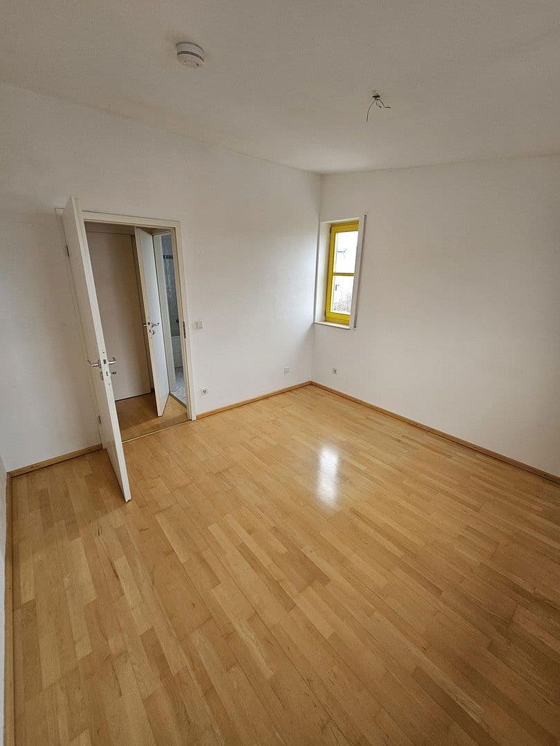 Prodej bytu 3+1 92 m², Erika-Cremer-Straße 15, München, Bavorsko Prodej bytu 3+1 92 m², Erika-Cremer-Straße 15, München, Bavorsko