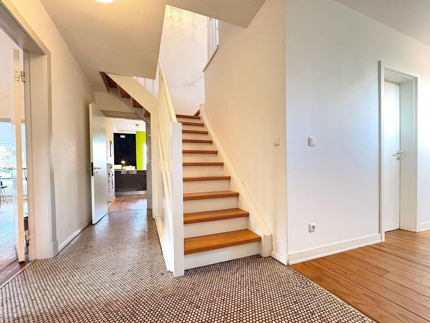 Prodej domu 192 m², pozemek 1.511 m², Aumühle, Šlesvicko-Holštýnsko Prodej domu 192 m², pozemek 1.511 m², Aumühle, Šlesvicko-Holštýnsko