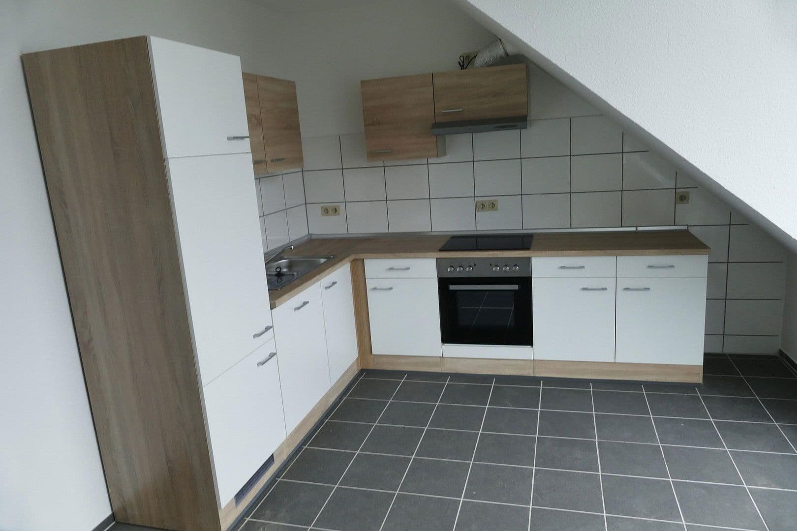 Pronájem bytu 2+1 74 m², Plaidt, Porýní-Falc Pronájem bytu 2+1 74 m², Plaidt, Porýní-Falc