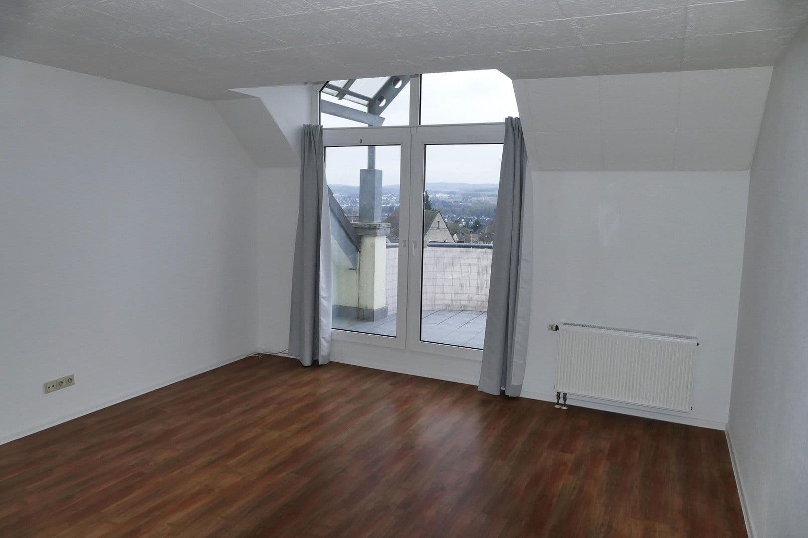 Pronájem bytu 2+1 74 m², Plaidt, Porýní-Falc Pronájem bytu 2+1 74 m², Plaidt, Porýní-Falc