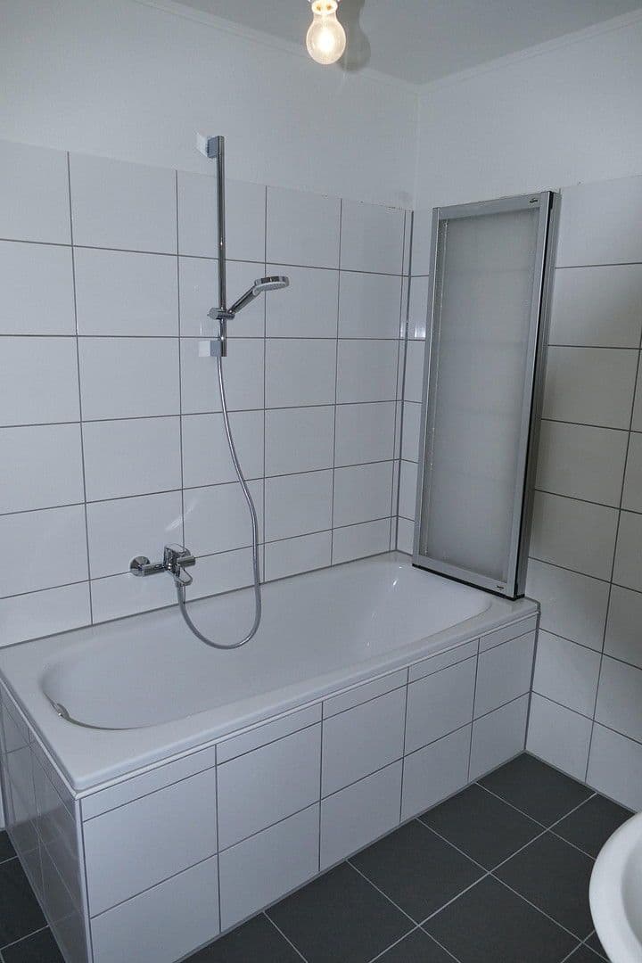 Pronájem bytu 2+1 74 m², Plaidt, Porýní-Falc Pronájem bytu 2+1 74 m², Plaidt, Porýní-Falc