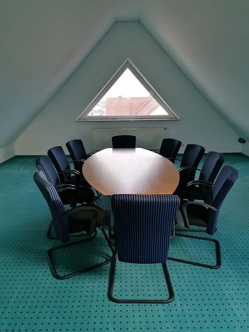 Prodej domu 346 m², pozemek 893 m², Höchstädt an der Donau, Bavorsko Prodej domu 346 m², pozemek 893 m², Höchstädt an der Donau, Bavorsko