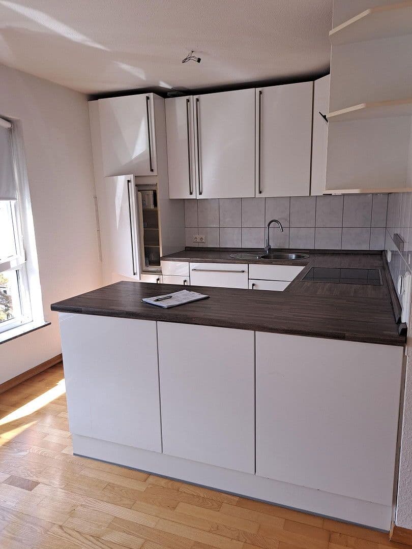 Prodej bytu 3+1 95 m², Mainzer Landstraße 146, Frankfurt, Hessen Prodej bytu 3+1 95 m², Mainzer Landstraße 146, Frankfurt, Hessen