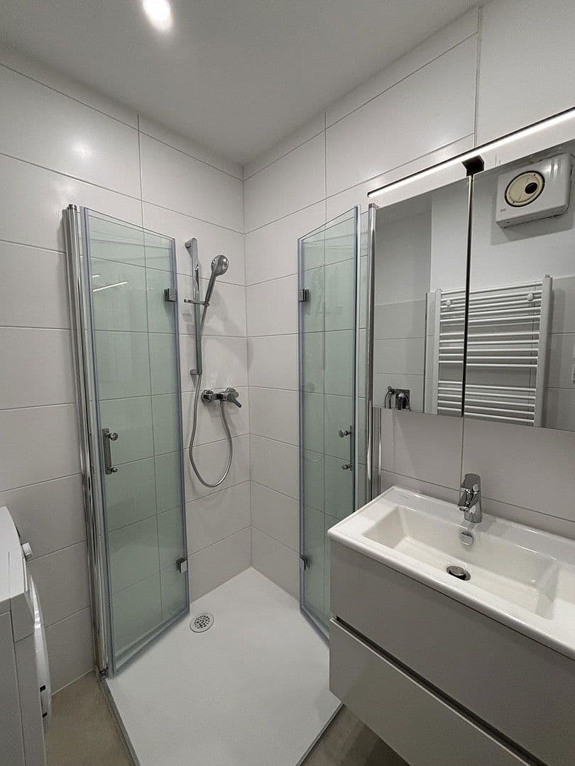 Pronájem bytu 3+1 58 m², Bahnhofstraße 13, Enns, Horní Rakousko Pronájem bytu 3+1 58 m², Bahnhofstraße 13, Enns, Horní Rakousko