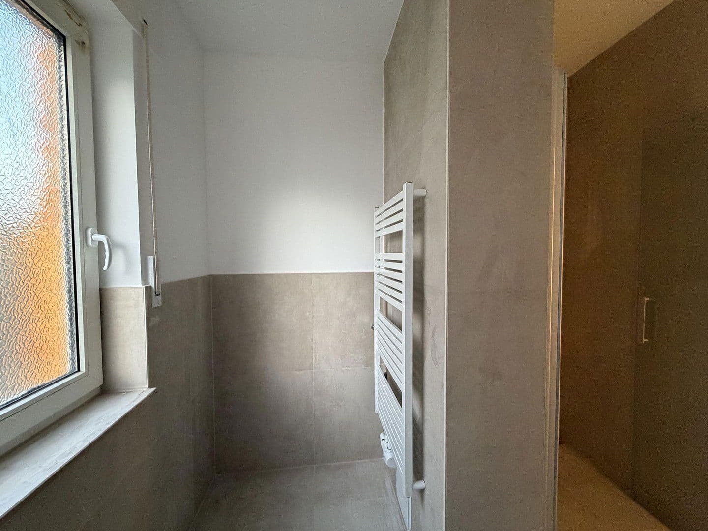 Pronájem bytu 3+1 73 m², Köln, Severní Porýní-Vestfálsko Pronájem bytu 3+1 73 m², Köln, Severní Porýní-Vestfálsko