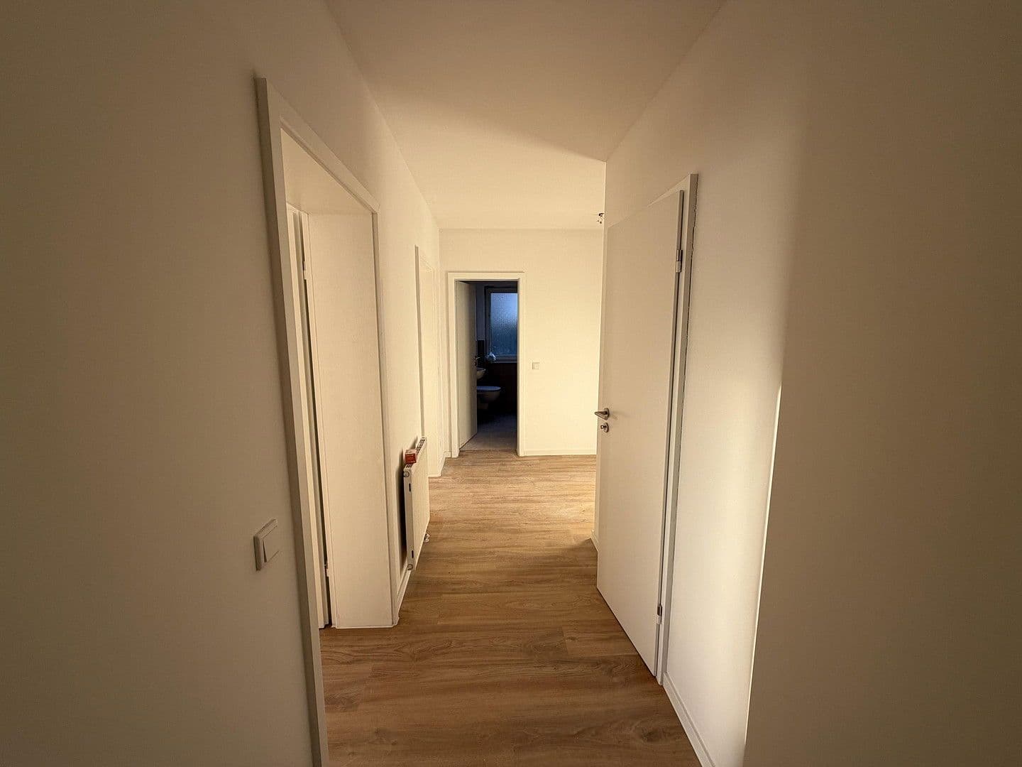 Pronájem bytu 3+1 73 m², Köln, Severní Porýní-Vestfálsko Pronájem bytu 3+1 73 m², Köln, Severní Porýní-Vestfálsko