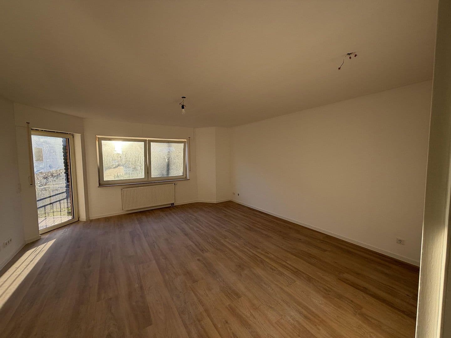 Pronájem bytu 3+1 73 m², Köln, Severní Porýní-Vestfálsko Pronájem bytu 3+1 73 m², Köln, Severní Porýní-Vestfálsko