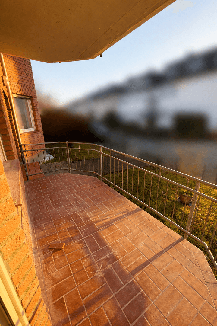 Pronájem bytu 3+1 73 m², Köln, Severní Porýní-Vestfálsko Pronájem bytu 3+1 73 m², Köln, Severní Porýní-Vestfálsko