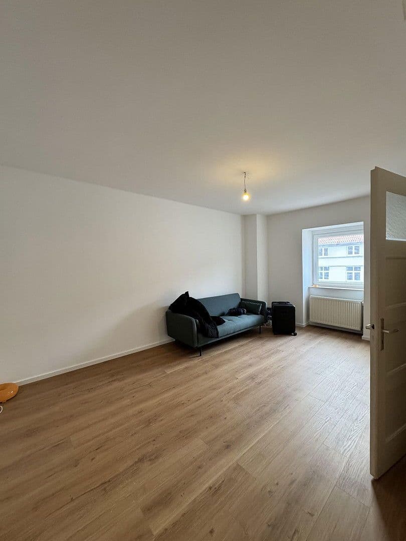 Pronájem bytu 3+1 80 m², Hannover, Dolní Sasko Pronájem bytu 3+1 80 m², Hannover, Dolní Sasko