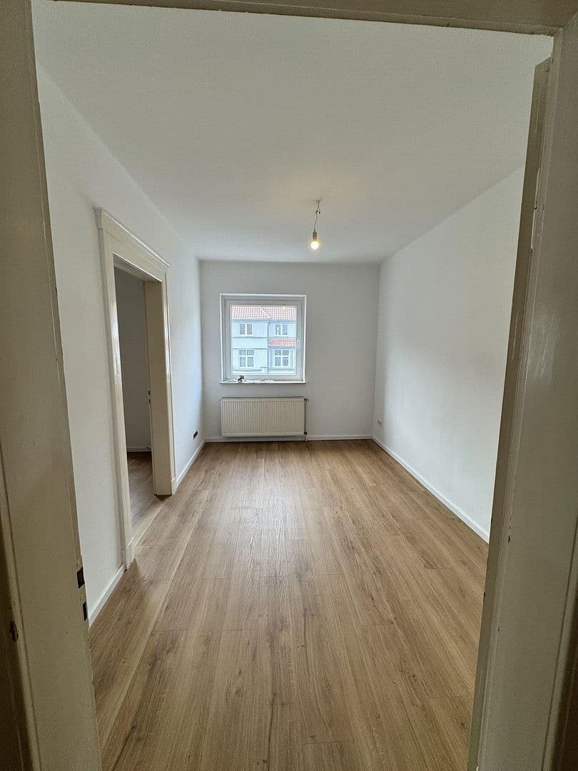 Pronájem bytu 3+1 80 m², Hannover, Dolní Sasko Pronájem bytu 3+1 80 m², Hannover, Dolní Sasko