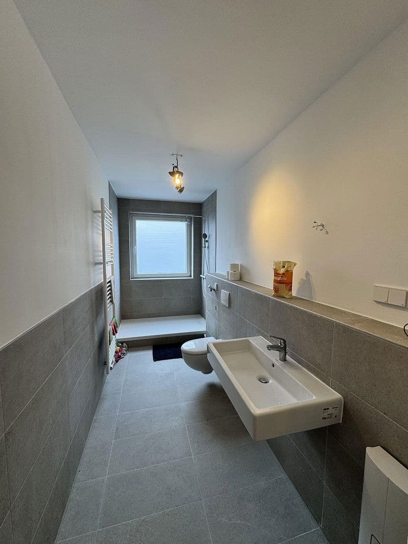 Pronájem bytu 3+1 80 m², Hannover, Dolní Sasko Pronájem bytu 3+1 80 m², Hannover, Dolní Sasko