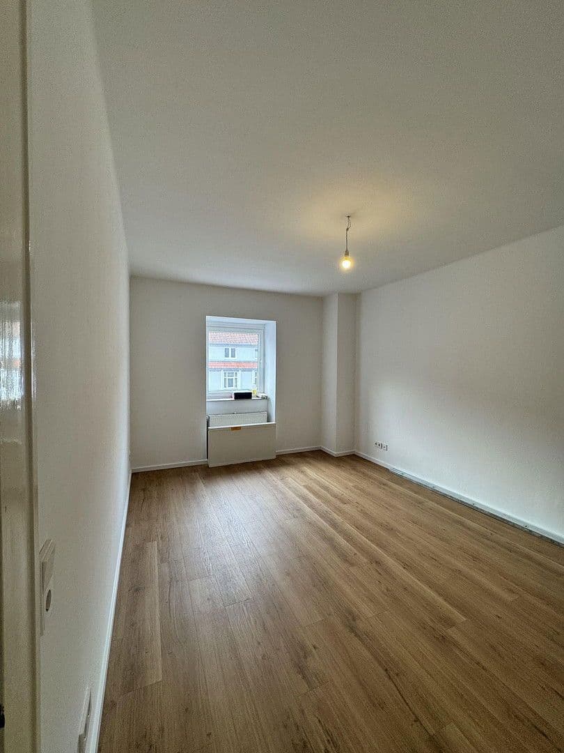 Pronájem bytu 3+1 80 m², Hannover, Dolní Sasko Pronájem bytu 3+1 80 m², Hannover, Dolní Sasko
