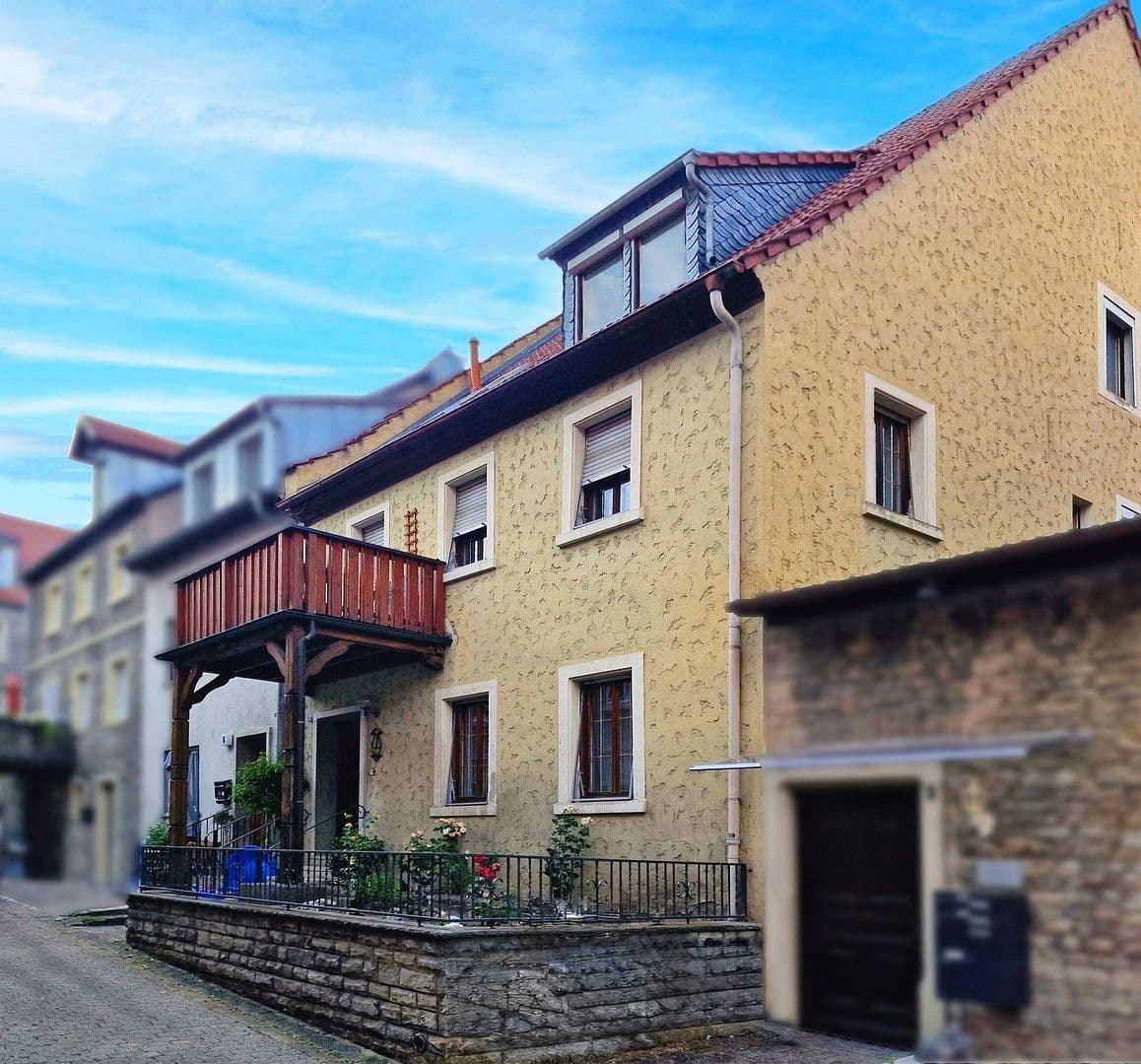 Prodej domu 191 m², pozemek 137 m², Dettelbach, Bavorsko Prodej domu 191 m², pozemek 137 m², Dettelbach, Bavorsko