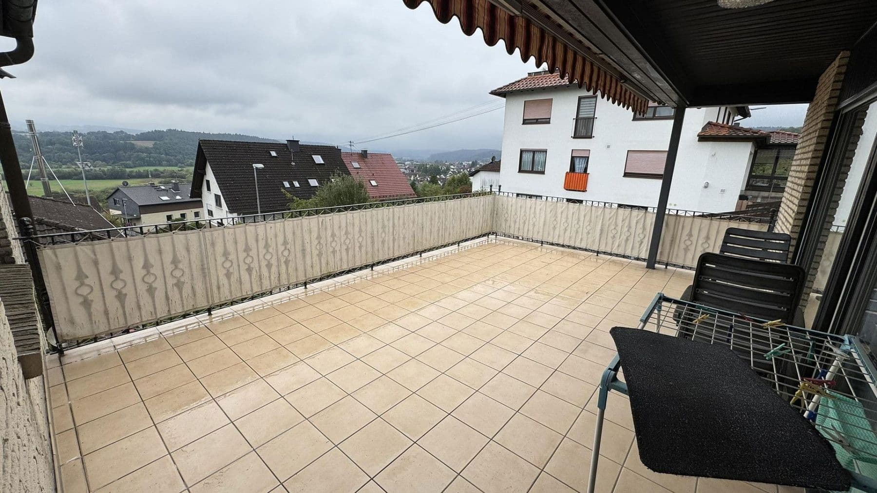 Prodej domu 180 m², pozemek 758 m², Wächtersbach, Hessen Prodej domu 180 m², pozemek 758 m², Wächtersbach, Hessen