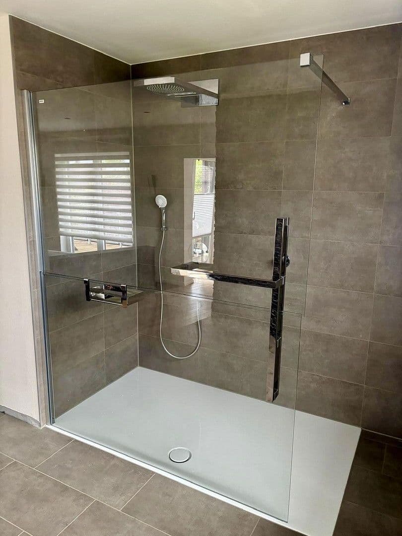 Prodej domu 210 m², pozemek 747 m², Wardenburg, Dolní Sasko Prodej domu 210 m², pozemek 747 m², Wardenburg, Dolní Sasko