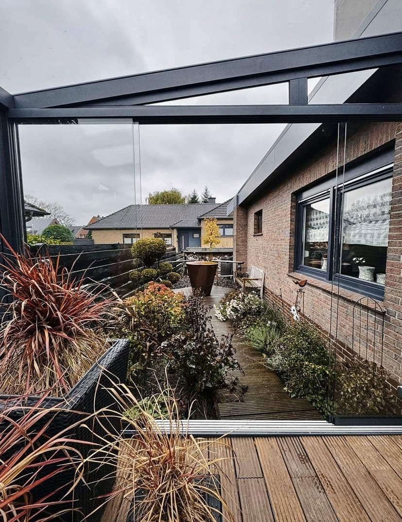 Prodej domu 210 m², pozemek 747 m², Wardenburg, Dolní Sasko Prodej domu 210 m², pozemek 747 m², Wardenburg, Dolní Sasko