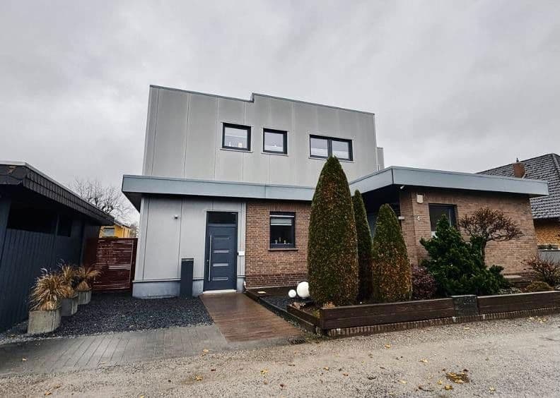 Prodej domu 210 m², pozemek 747 m², Wardenburg, Dolní Sasko Prodej domu 210 m², pozemek 747 m², Wardenburg, Dolní Sasko