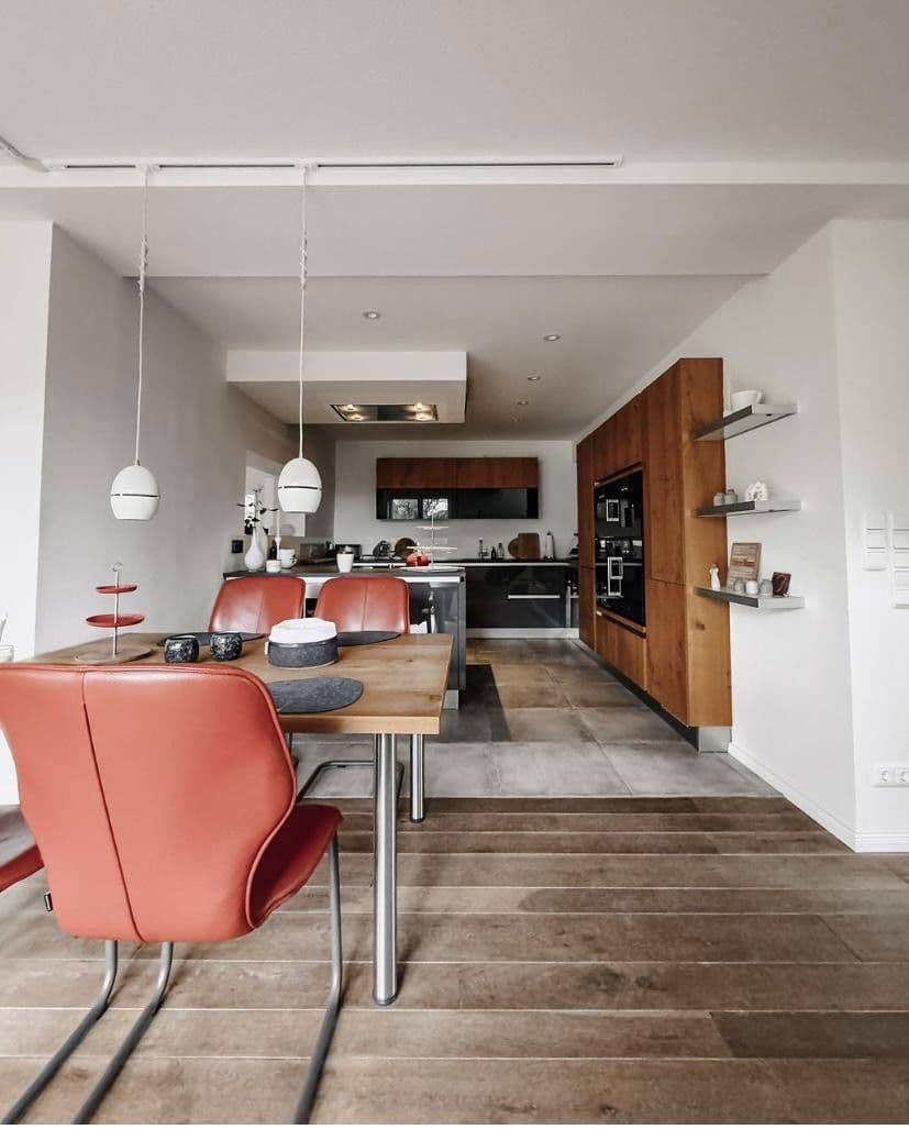 Prodej domu 210 m², pozemek 747 m², Wardenburg, Dolní Sasko Prodej domu 210 m², pozemek 747 m², Wardenburg, Dolní Sasko