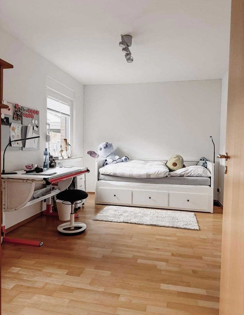 Prodej domu 210 m², pozemek 747 m², Wardenburg, Dolní Sasko Prodej domu 210 m², pozemek 747 m², Wardenburg, Dolní Sasko